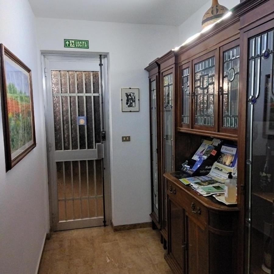 Le Gardenie Da Fil Bed & Breakfast Bordighera Exterior photo