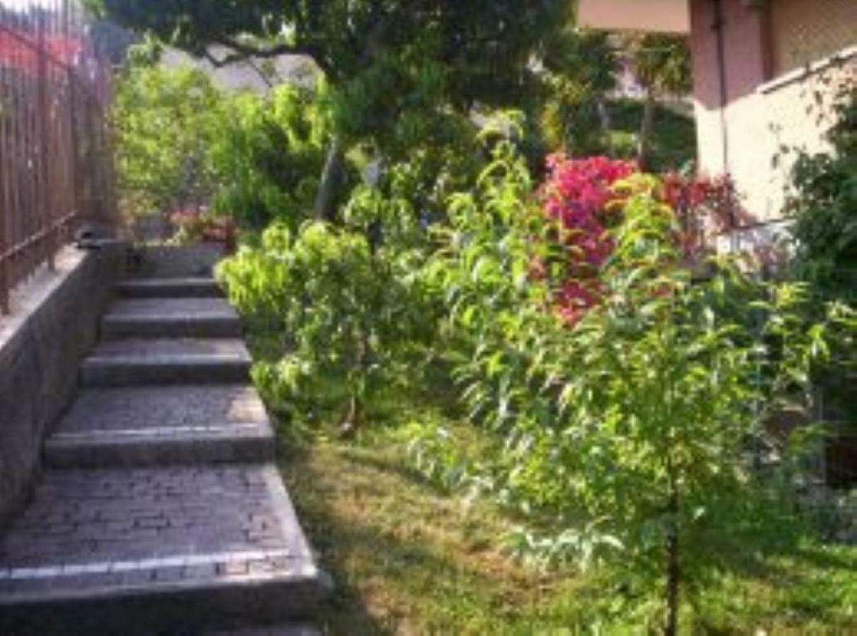 Le Gardenie Da Fil Bed & Breakfast Bordighera Exterior photo